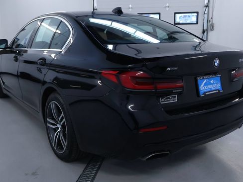 Used 2021 BMW 530i xDrive w/ Convenience Package AWD/4WD image 5