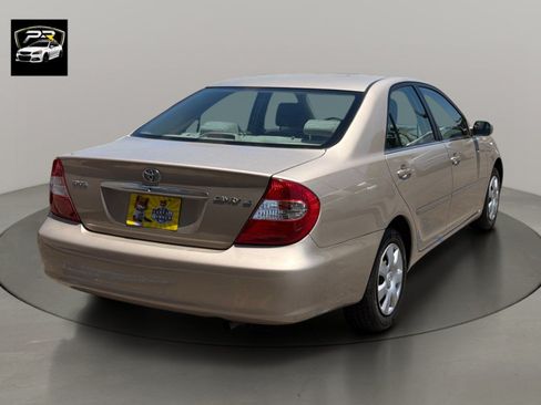 Used 2004 Toyota Camry LE FWD image 5