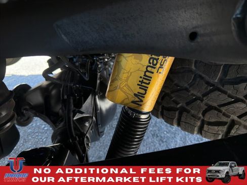Used 2025 GMC Sierra 2500 AT4X AWD/4WD image 13