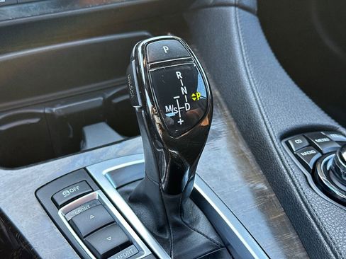 Used 2012 BMW 650i Convertible image 33