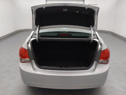 Used 2016 Chevrolet Cruze LT image 29