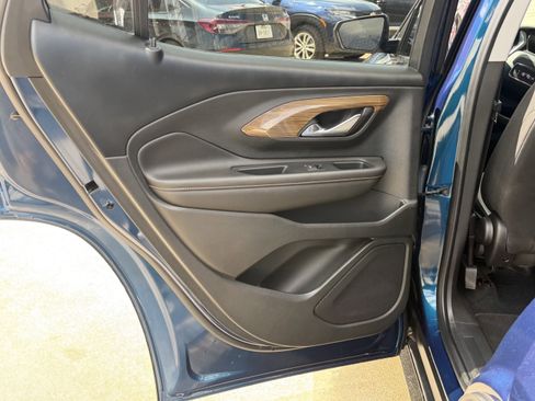 Used 2020 GMC Terrain SLE FWD image 14