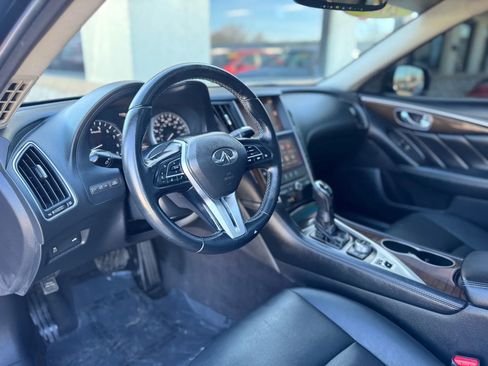 Used 2018 INFINITI Q50 Luxe image 11
