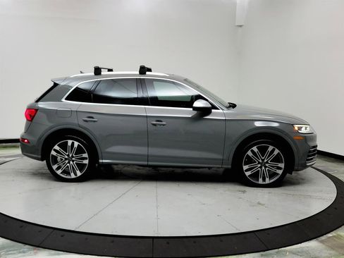 Used 2019 Audi SQ5 Premium w/ Convenience Package image 4