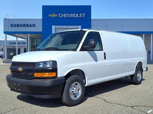 New 2026 Chevrolet Express 2500 Extended w/ Driver Convenience Package RWD image 1
