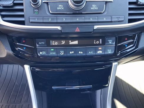 Used 2016 Honda Accord LX image 15