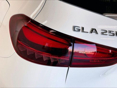 New 2026 Mercedes-Benz GLA 250 4MATIC image 14