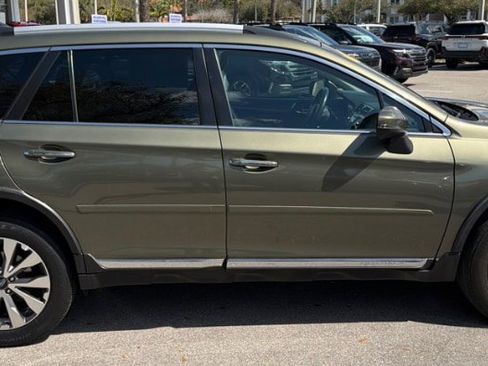 Used 2019 Subaru Outback 3.6R Touring image 9