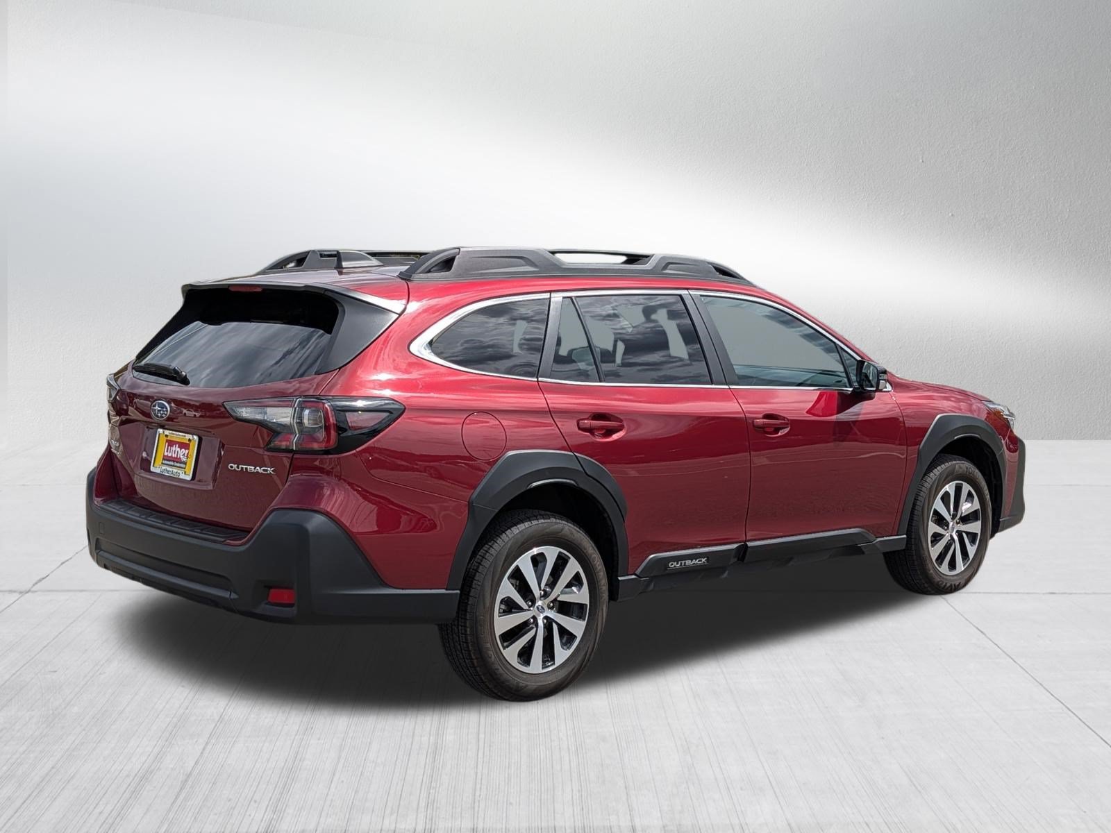 Used 2025 Subaru Outback Premium AWD/4WD image 7