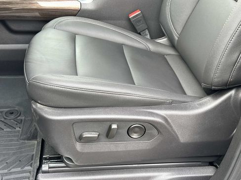 Used 2024 Chevrolet Silverado 1500 LT Trail Boss w/ Convenience Package II AWD/4WD image 17
