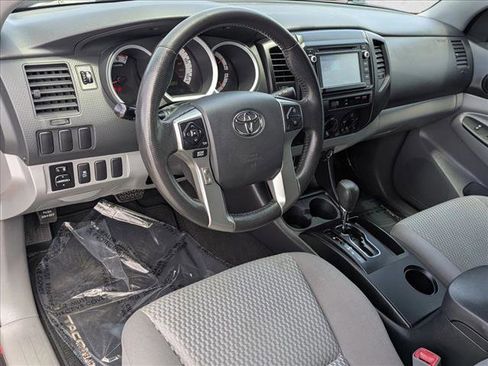 Used 2014 Toyota Tacoma 2WD Double Cab w/ Convenience Package image 10
