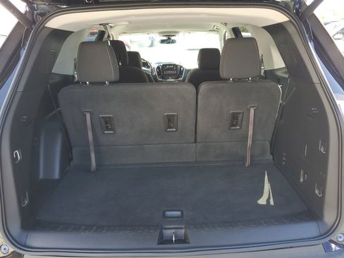 Used 2018 Chevrolet Traverse LT image 10