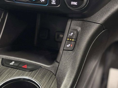 Used 2019 GMC Acadia SLT AWD/4WD image 32
