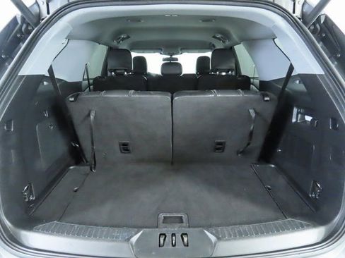 Used 2022 Ford Explorer XLT w/ Equipment Group 202A image 29