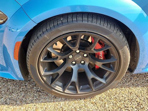Used 2023 Dodge Charger SRT Hellcat RWD image 5