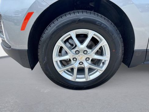 Used 2024 Chevrolet Equinox LT AWD/4WD image 10