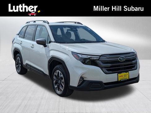 Certified 2026 Subaru Forester Premium AWD/4WD image 1