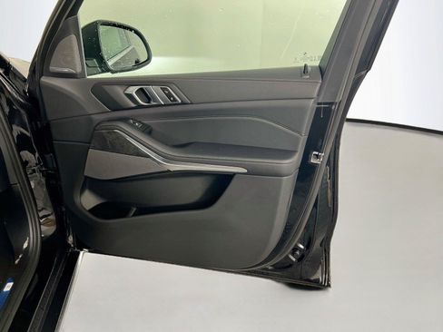 Used 2026 BMW X5 xDrive40i w/ Premium Package AWD/4WD image 28