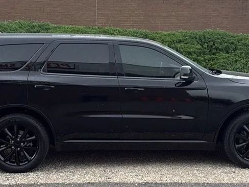 Used 2017 Dodge Durango R/T w/ Blacktop Package RWD image 5