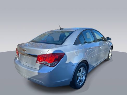 Used 2013 Chevrolet Cruze LT image 3