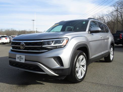 Used 2022 Volkswagen Atlas SE image 1