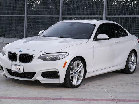 Used 2016 BMW 228i Coupe image 6
