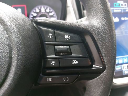 Used 2024 Subaru Crosstrek 2.0i Premium image 17