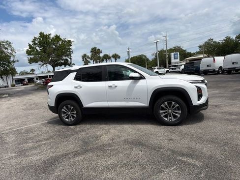 New 2026 Chevrolet Equinox LT w/ Safety and Technology Package FWD image 17