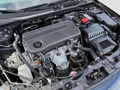 Used 2025 Honda Civic Sport image 27