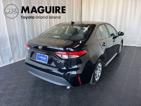 Used 2025 Toyota Corolla LE FWD image 31