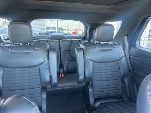 New 2026 Ford Explorer ST-Line image 12