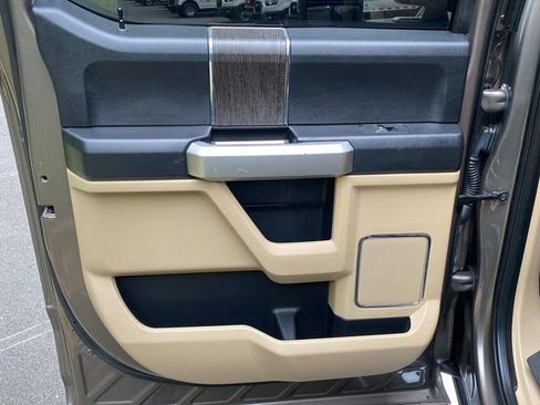 Used 2021 Ford F450 4x4 Crew Cab Super Duty image 10