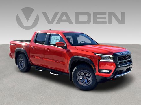 New 2025 Nissan Frontier PRO-4X w/ Tow Package image 1