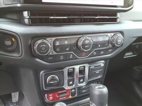New 2026 Jeep Wrangler Sport AWD/4WD image 21