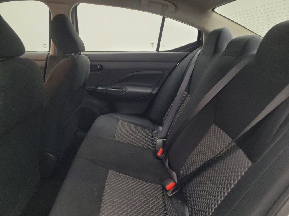 Used 2023 Nissan Versa S FWD image 18