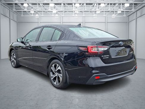 Used 2025 Subaru Legacy AWD/4WD image 4