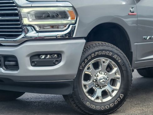 Used 2024 RAM 2500 Laramie AWD/4WD image 3
