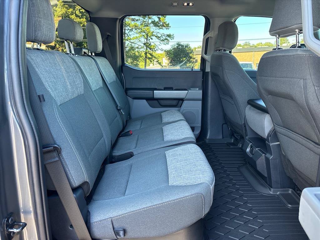Used 2024 Ford F250 XLT AWD/4WD image 12