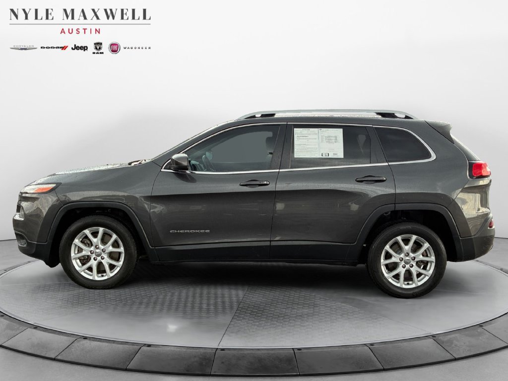 Used 2016 Jeep Cherokee Latitude w/ Comfort/Convenience Group FWD image 13