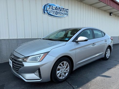 Used 2020 Hyundai Elantra SE FWD image 1