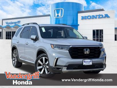 Certified 2025 Honda Pilot Touring