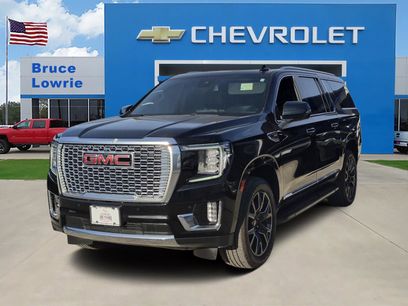 Used 2023 GMC Yukon XL SLT w/ SLT Luxury Package