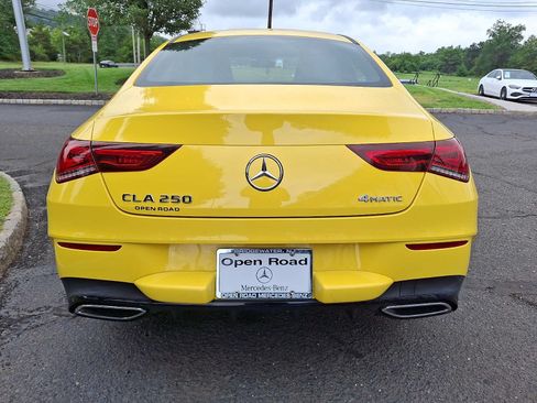 Used 2023 Mercedes-Benz CLA 250 4MATIC image 5