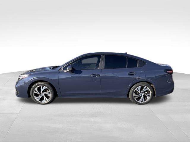 Used 2025 Subaru Legacy Premium AWD/4WD image 3