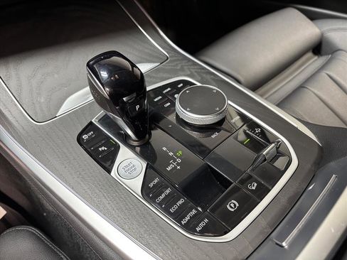 Used 2022 BMW X7 xDrive40i image 15