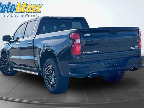 Used 2019 Chevrolet Silverado 1500 High Country w/ High Country Premium Package AWD/4WD image 5