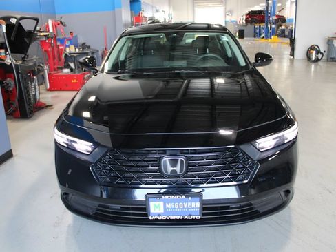 Used 2024 Honda Accord LX image 2
