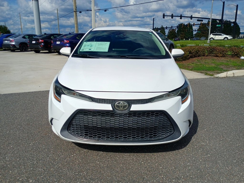 Used 2020 Toyota Corolla L FWD image 2
