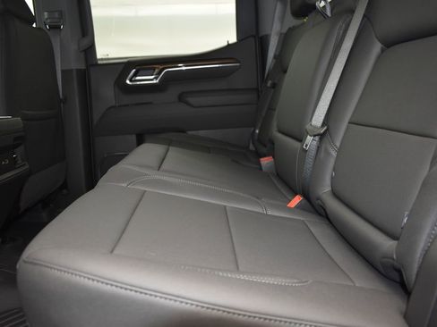 New 2026 Chevrolet Silverado 1500 LT Trail Boss w/ LT Trail Boss Premium Package image 16