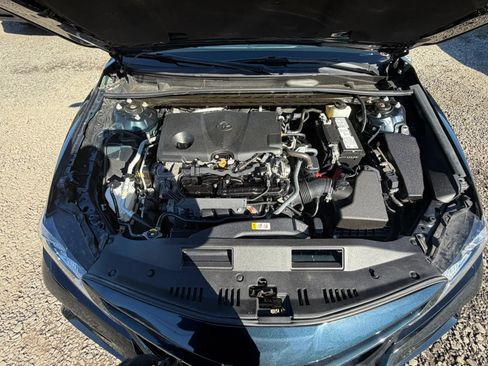 Used 2021 Toyota Camry SE FWD image 10
